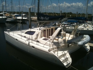 Used Sail Catamaran for Sale 2000 Leopard 38 Boat Highlights